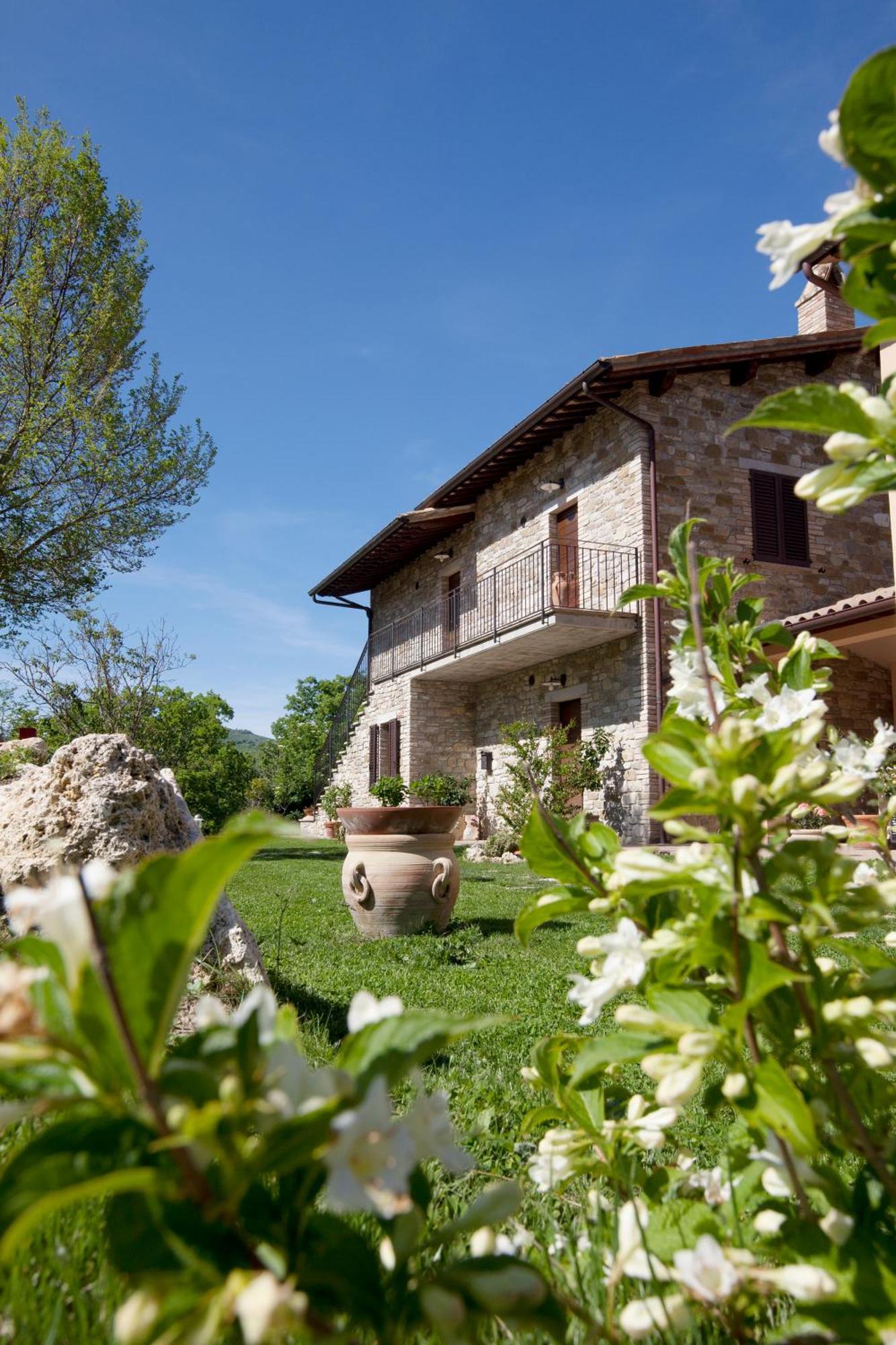 Vila Relais Parco Del Subasio Piano Delle Pieve Exteriér fotografie